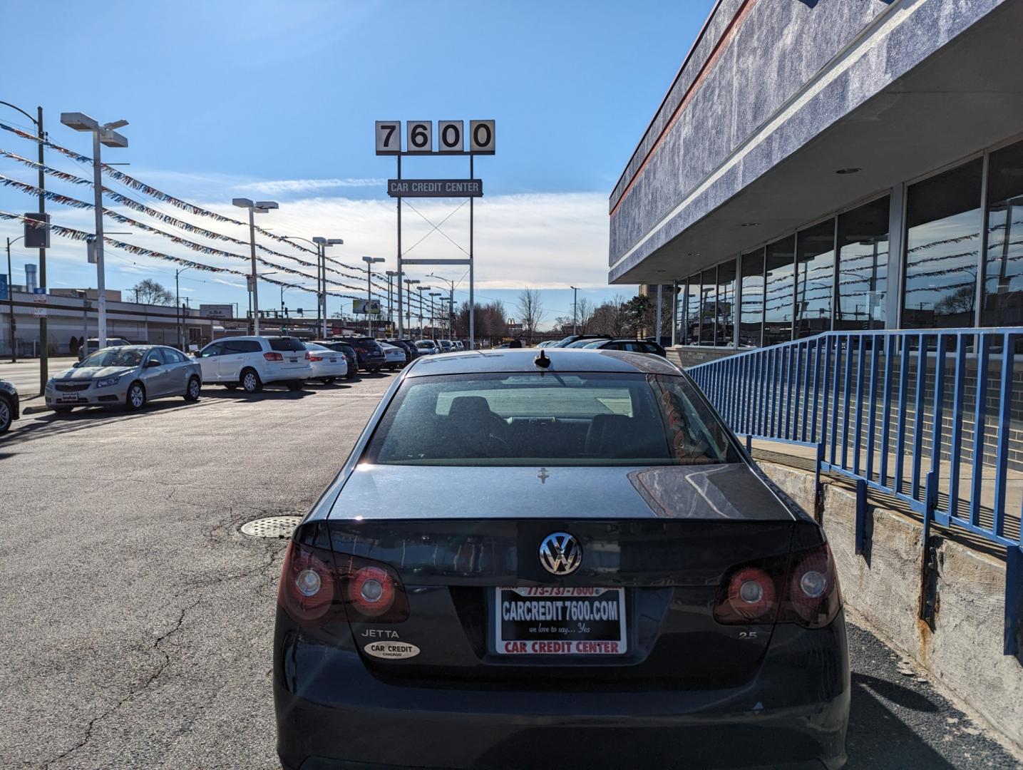 2010 BLUE Volkswagen Jetta SE PZEV (3VWRZ7AJ6AM) with an 2.5L L5 DOHC 20V engine, located at 7600 S Western Ave., Chicago, IL, 60620, (773) 918-3980, 0.000000, 0.000000 - Photo#3